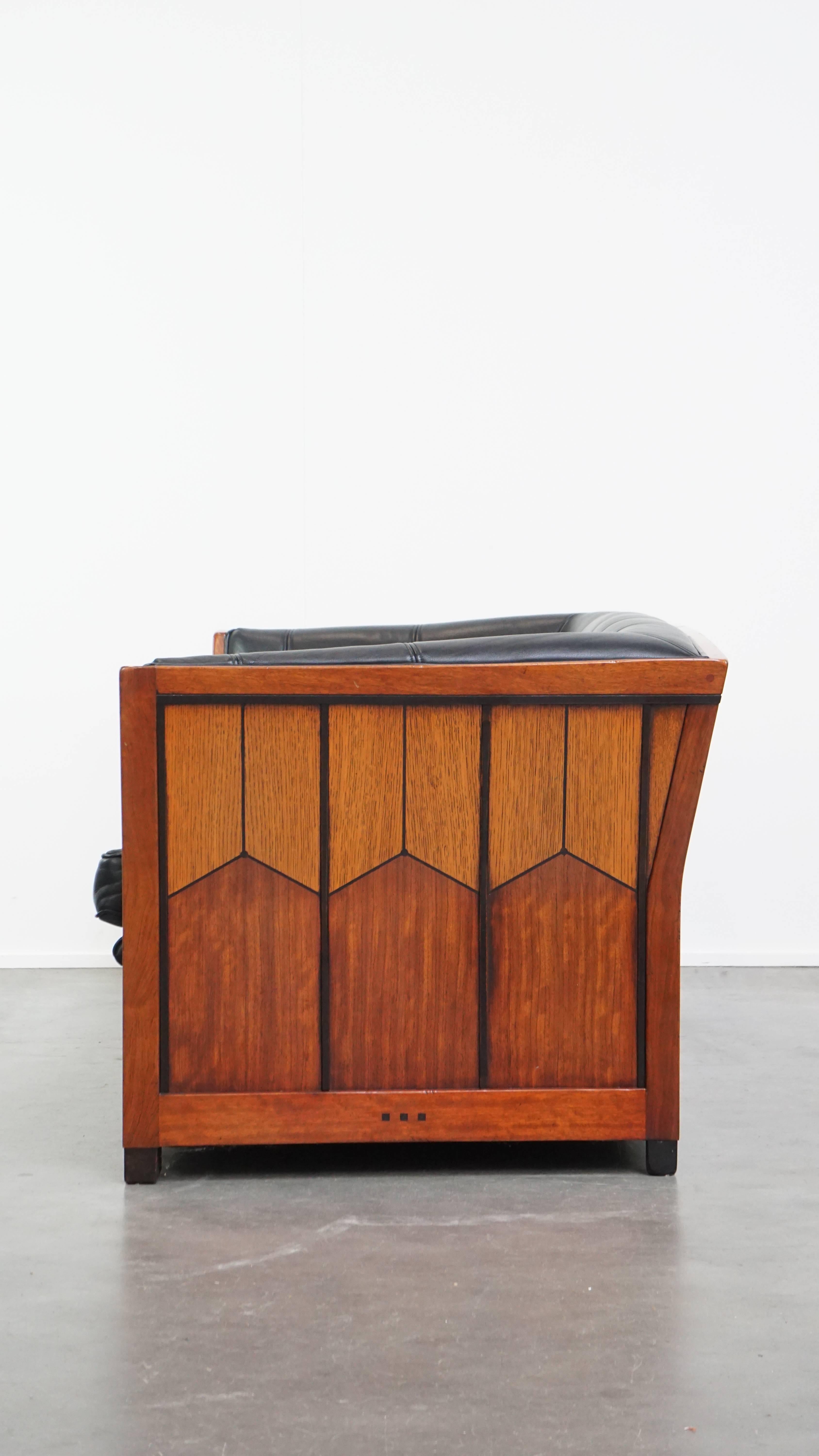 Fait main Canapé en cuir 2,5 places Art Deco en vente