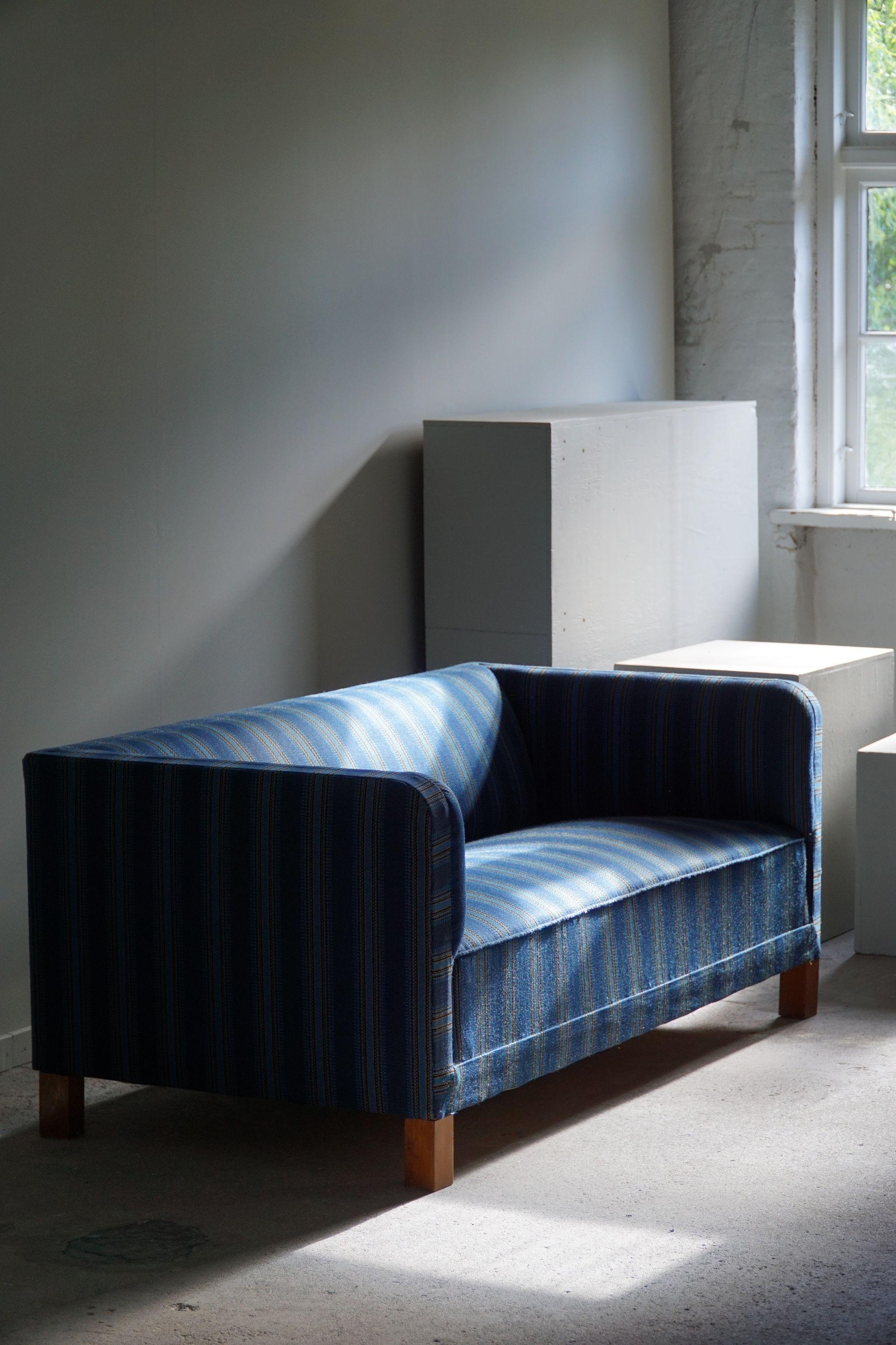 20th Century Art Deco 2.5 Seater Sofa by A Danish Cabinetmaker, Flemming Lassen Style, 1930s