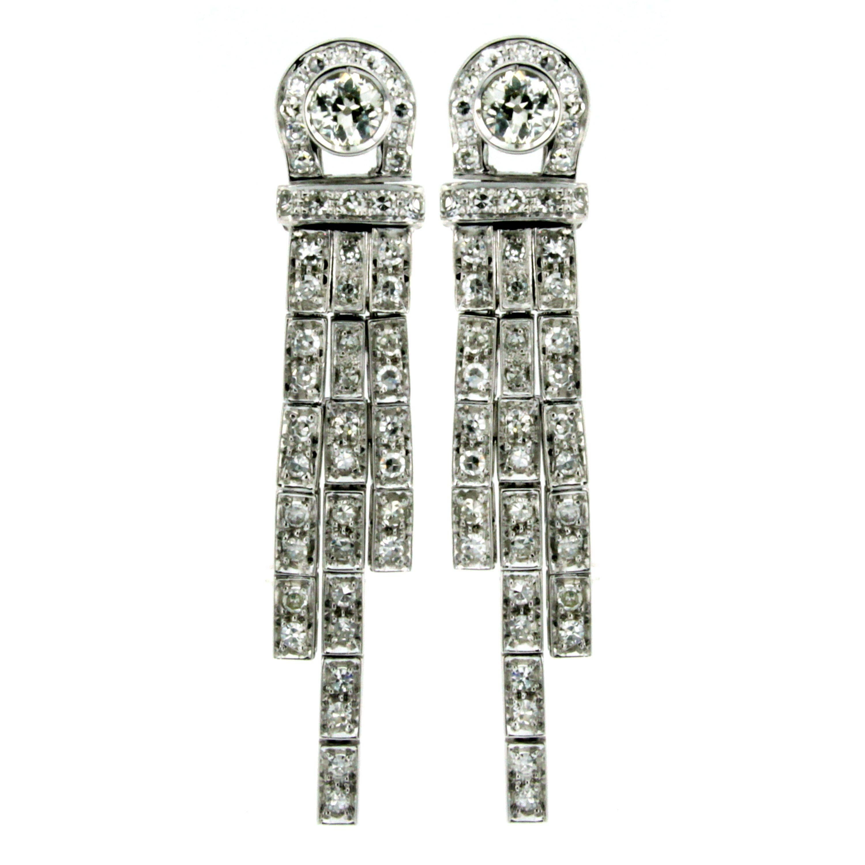Art Deco 2.50 Carat Diamond Gold Drop Earrings, 1930s
