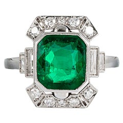 Antique Art Deco 2.50 Carat Emerald and Diamond Ring