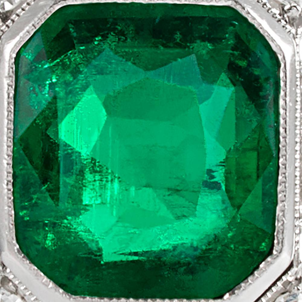 Art Deco 2.50 Carat Emerald and Diamond Ring In Good Condition For Sale In Carmel-by-the-Sea, CA
