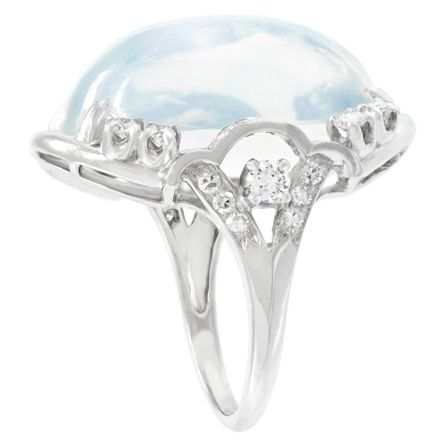 Anillo Art Déco de Piedra Lunar y Diamantes de 25,0 Quilates en venta 2