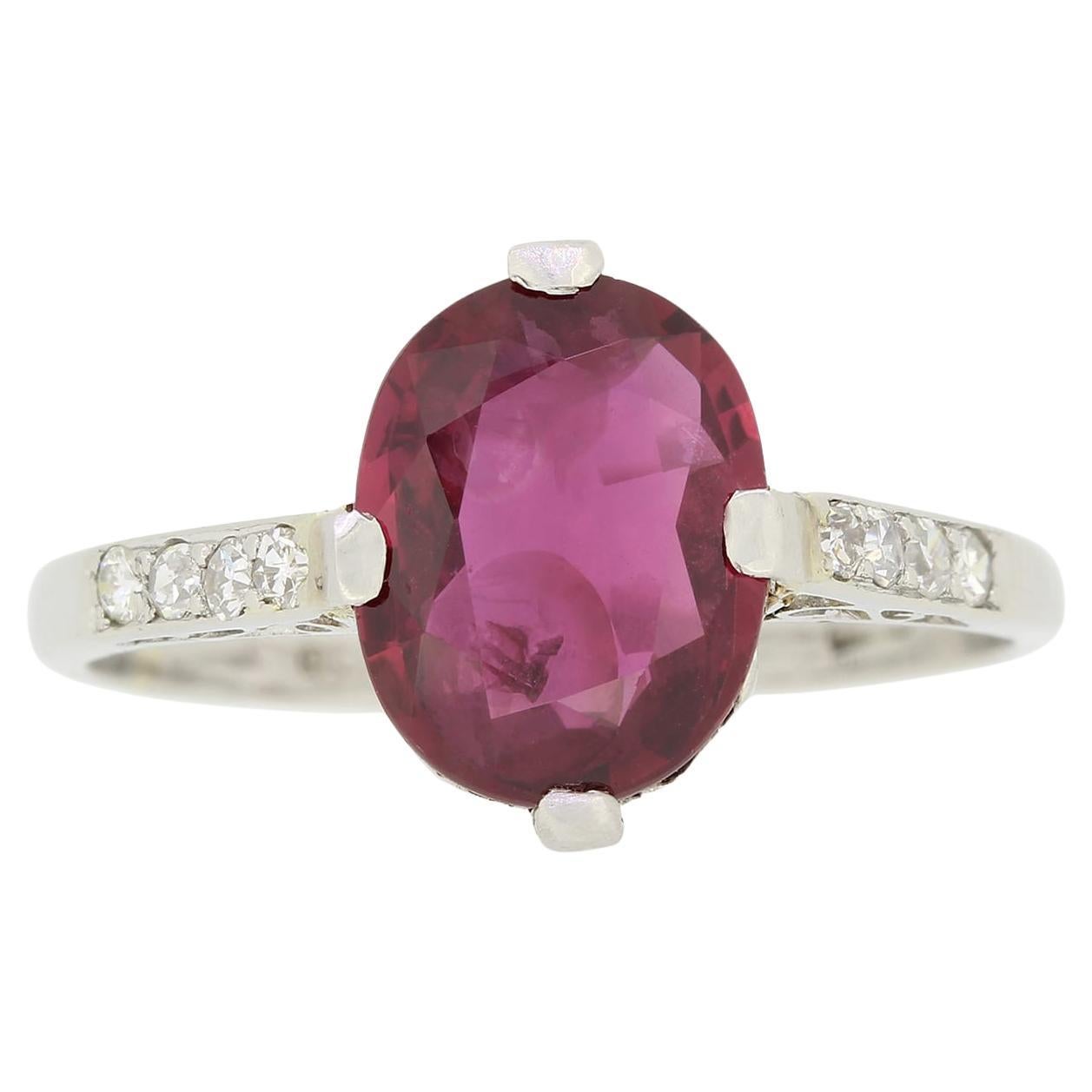 Art Deco 2.50 Carat Thai Ruby and Diamond Solitaire Ring For Sale