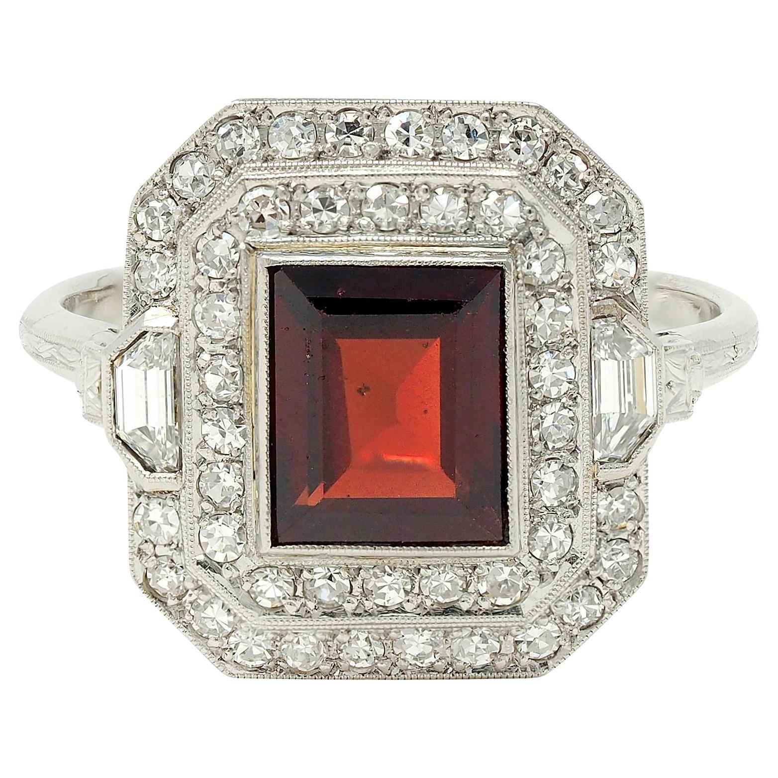 Art Deco 2.50 CTW Garnet Diamond Platinum Vintage Double Halo Ring For Sale