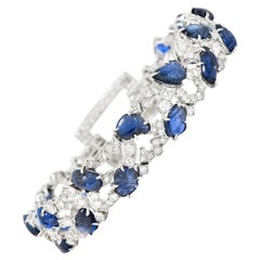 Art Deco 25.05 Carats Carved Sapphire Diamond Platinum Buckle Bracelet