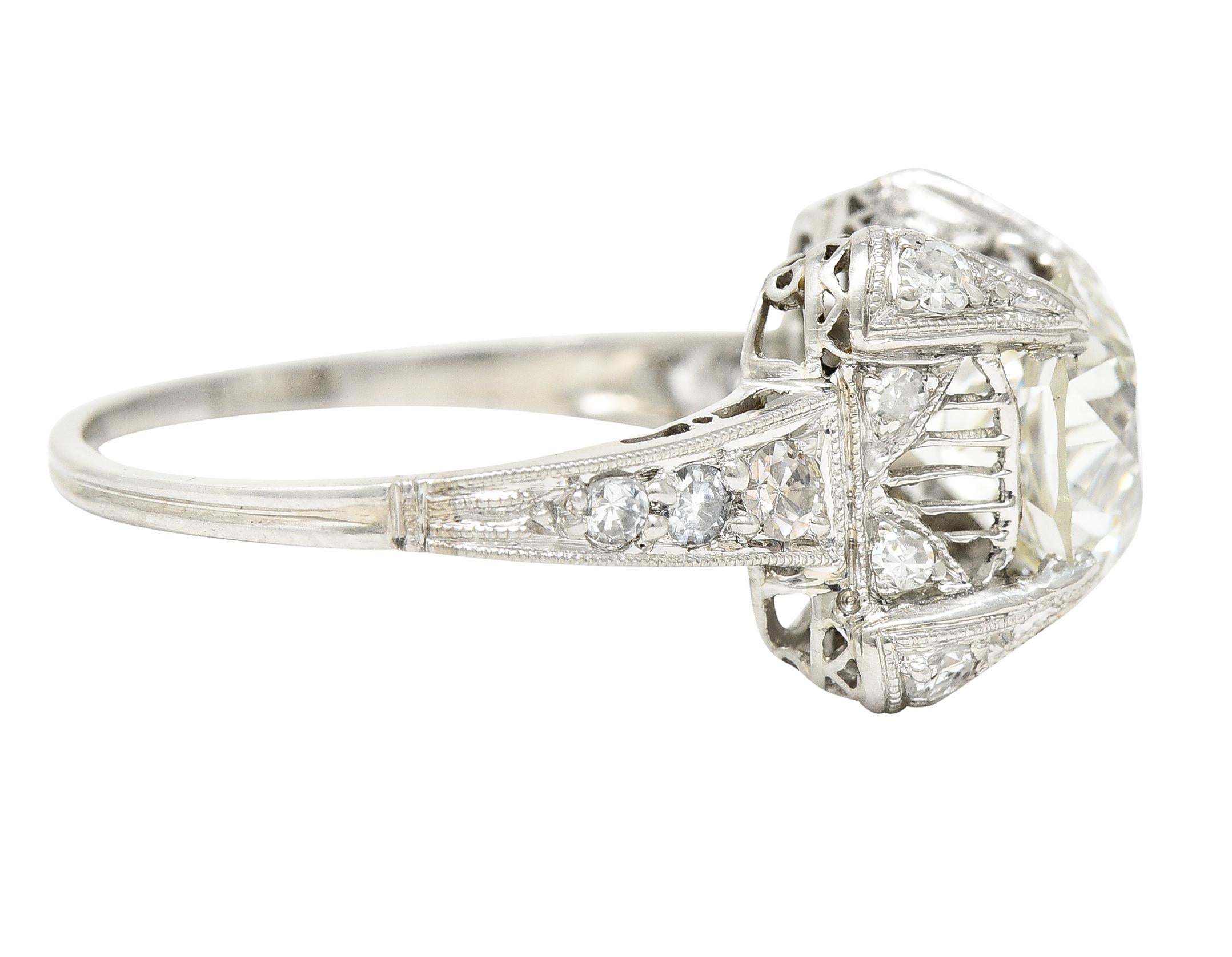 Bague de fiançailles filigrane Art déco en platine avec diamant taille vieille Europe de 2,53 carats Excellent état - En vente à Philadelphia, PA