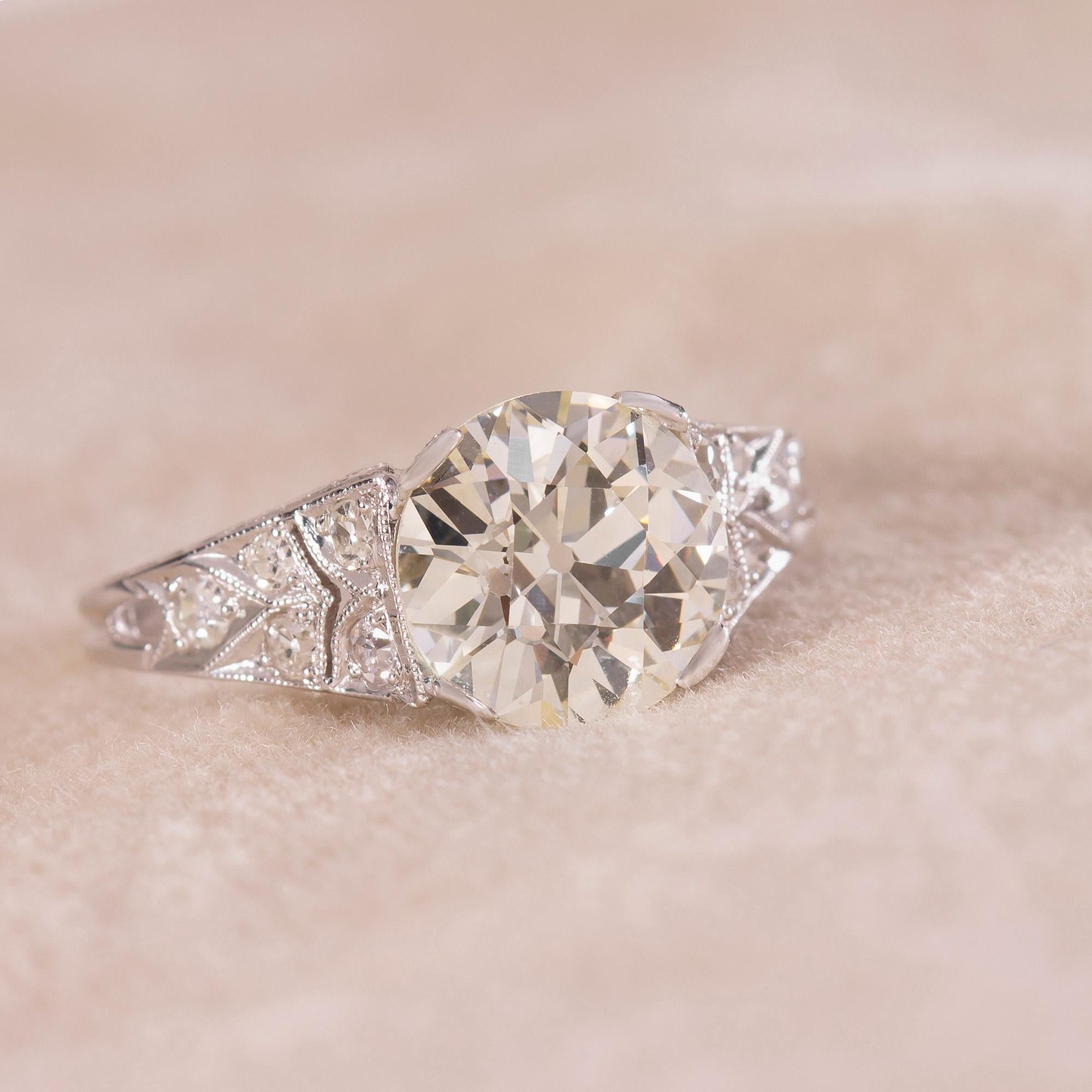 Art Deco 2.59ct. Old European Diamond Engagement Ring GIA N VS1, Platinum For Sale 1