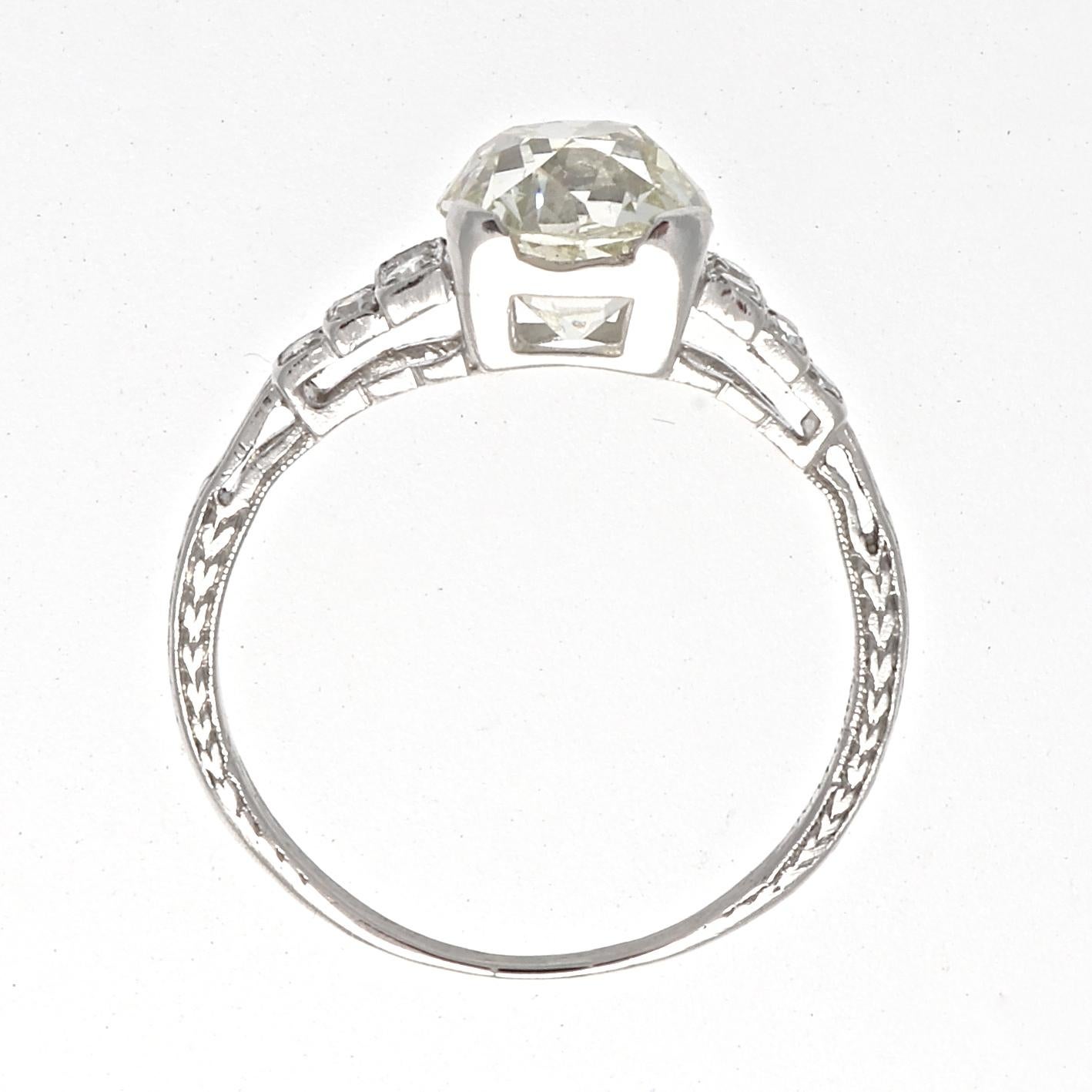 Art Deco 2.60 Carat Diamond Platinum Engagement Ring In Excellent Condition In Beverly Hills, CA