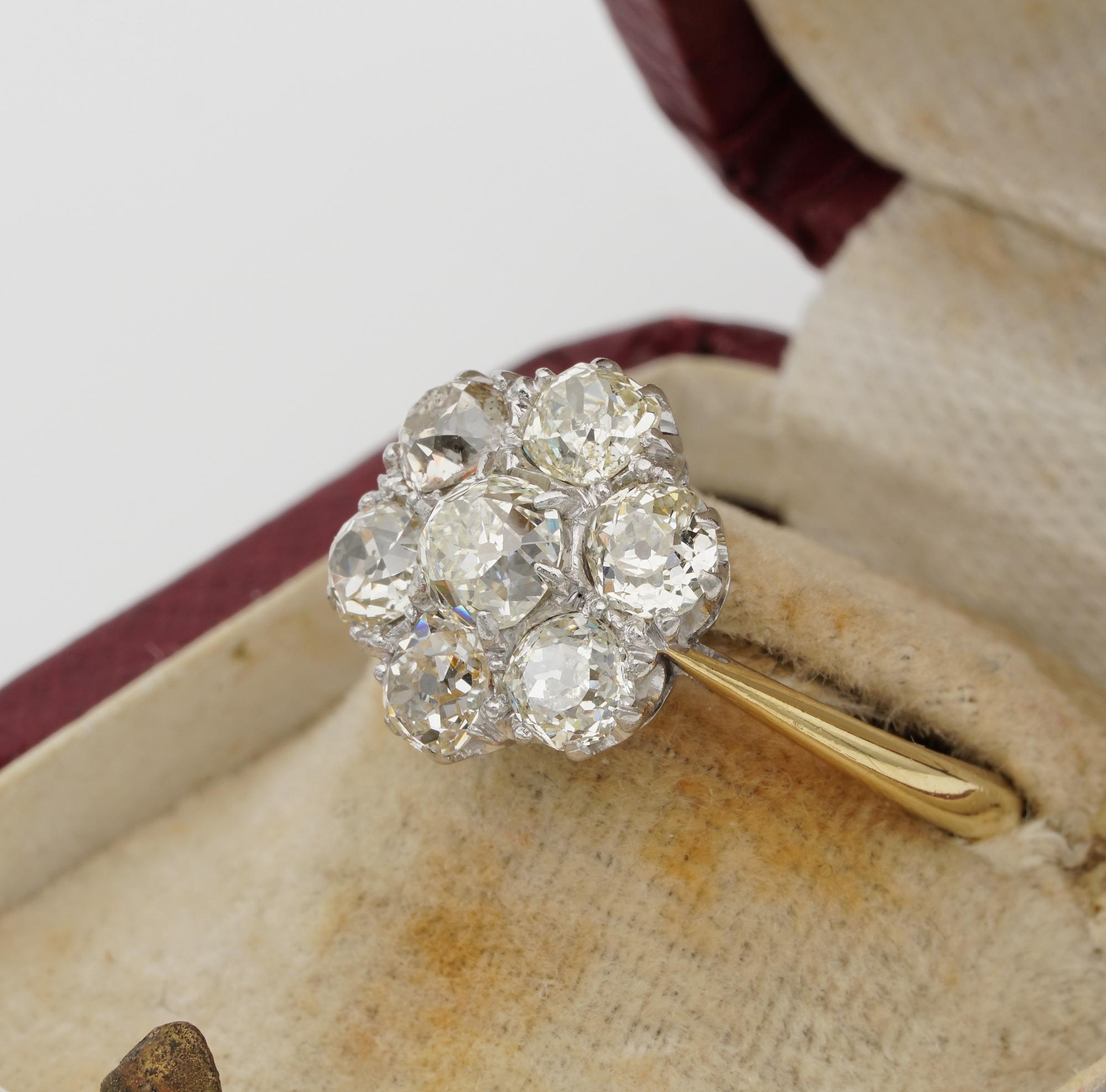 Women's Art Deco 2.60 Carat Old Mine Cut Diamond Cluster Engagement Ring For Sale