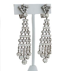 Art Deco 27 Carat Chandelier Diamond Earrings in Platinum