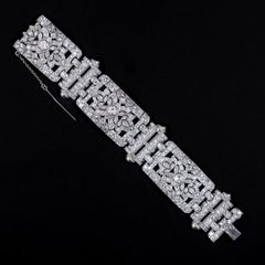 Art Deco 27 Carats Diamond Floral Geometric Panel Bracelet Platinum 1940s–1950s