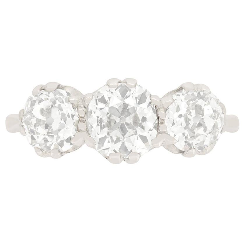 Art Deco 2.75ct Diamond Three Stone Engagement Ring, c.1920s For Sale