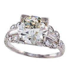 Art Deco 2.76 Carat Old European Cut Diamond Solitaire Platinum Engagement Ring