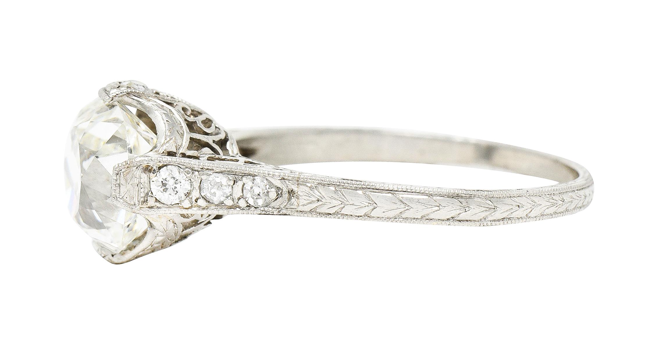 Women's or Men's Art Deco 2.78 Carats Old Mine Diamond Platinum Filigree Engagement Ring GIA For Sale