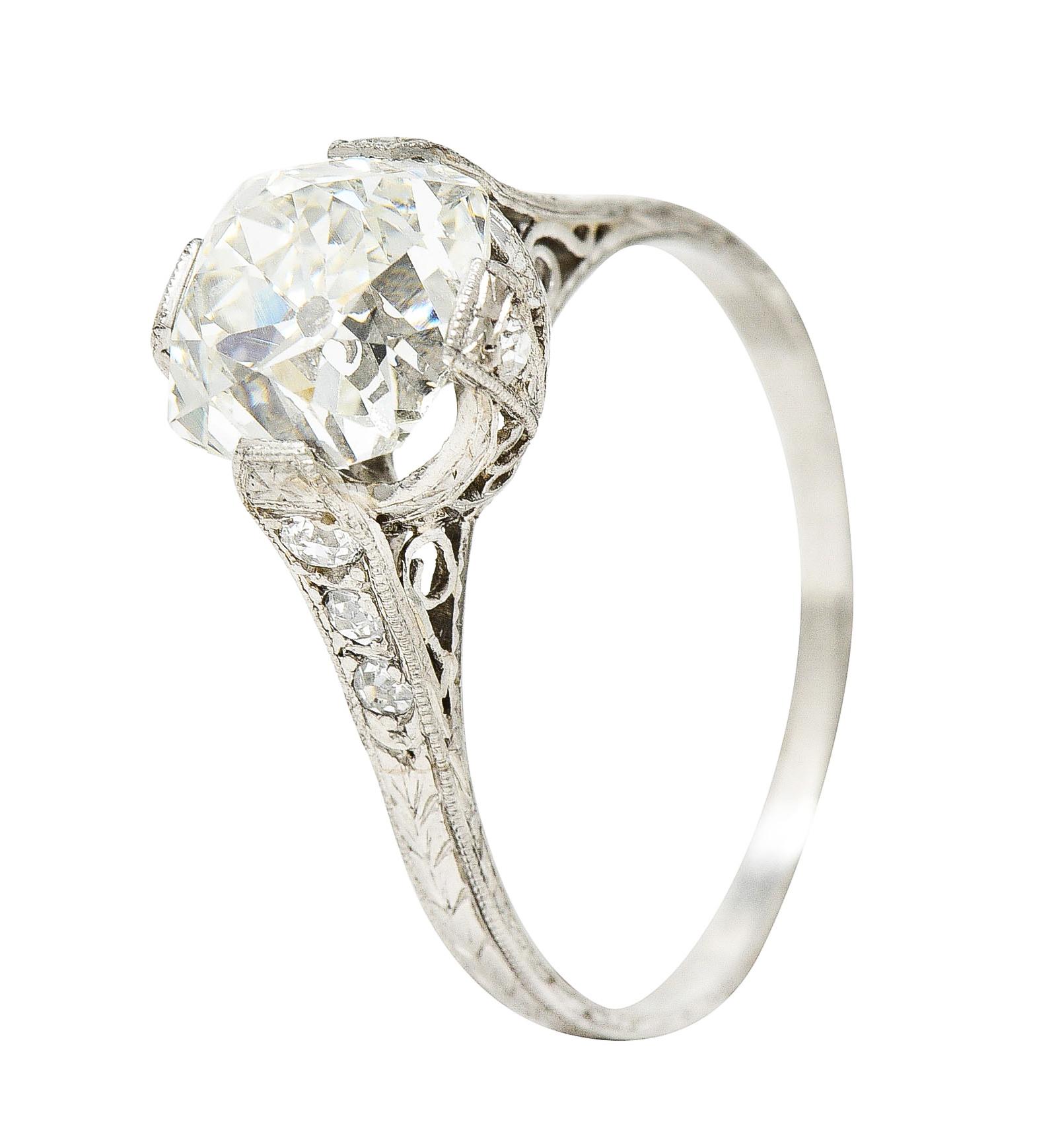 Art Deco 2.78 Carats Old Mine Diamond Platinum Filigree Engagement Ring GIA For Sale 2