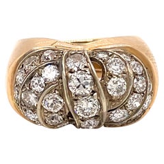 Art Decò 2.80 Carat Diamond Cocktail Gold Ring