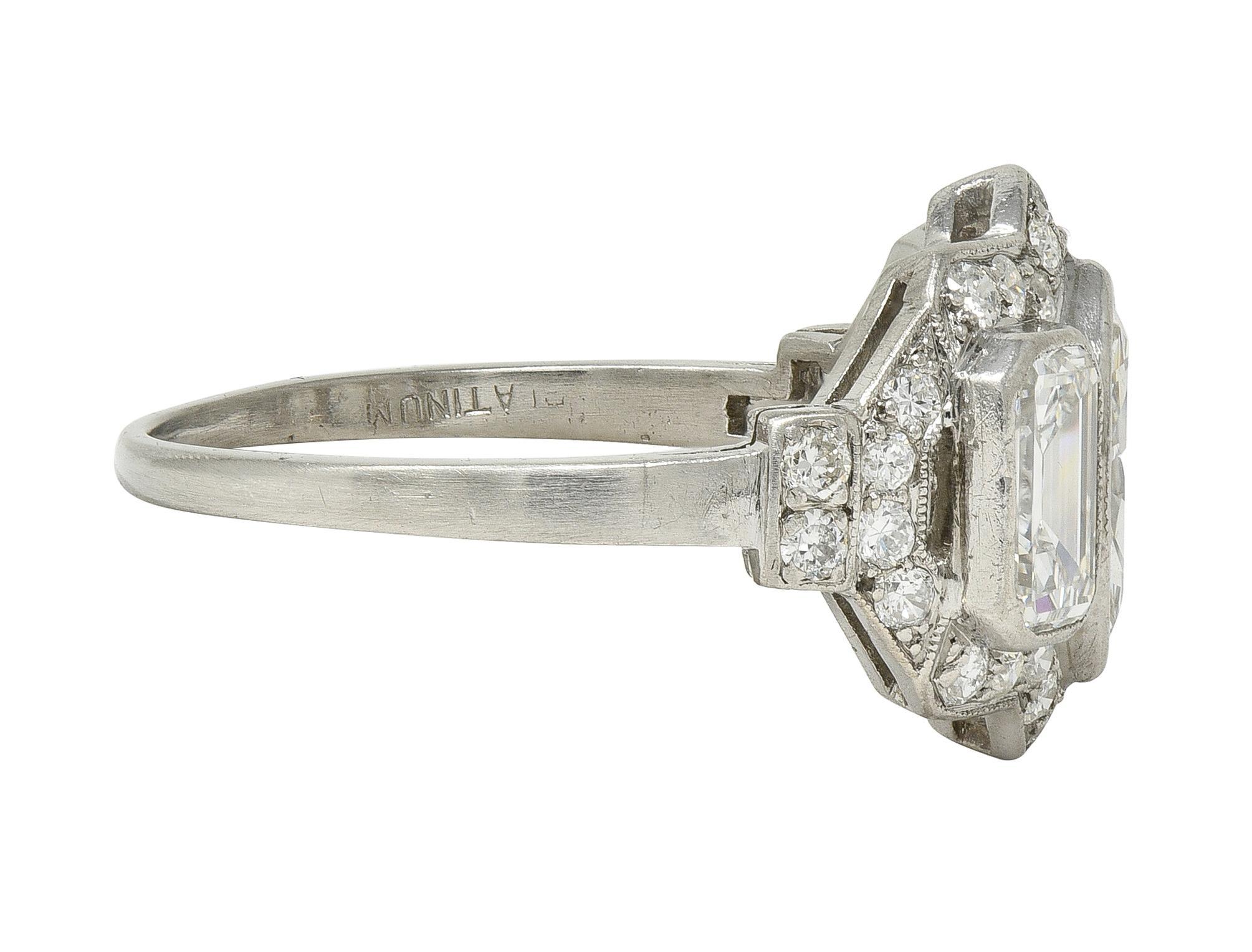 Art Deco 2.87 CTW Marquise Schliff Diamant Platin Vintage Halo Verlobungsring (Marquiseschliff) im Angebot