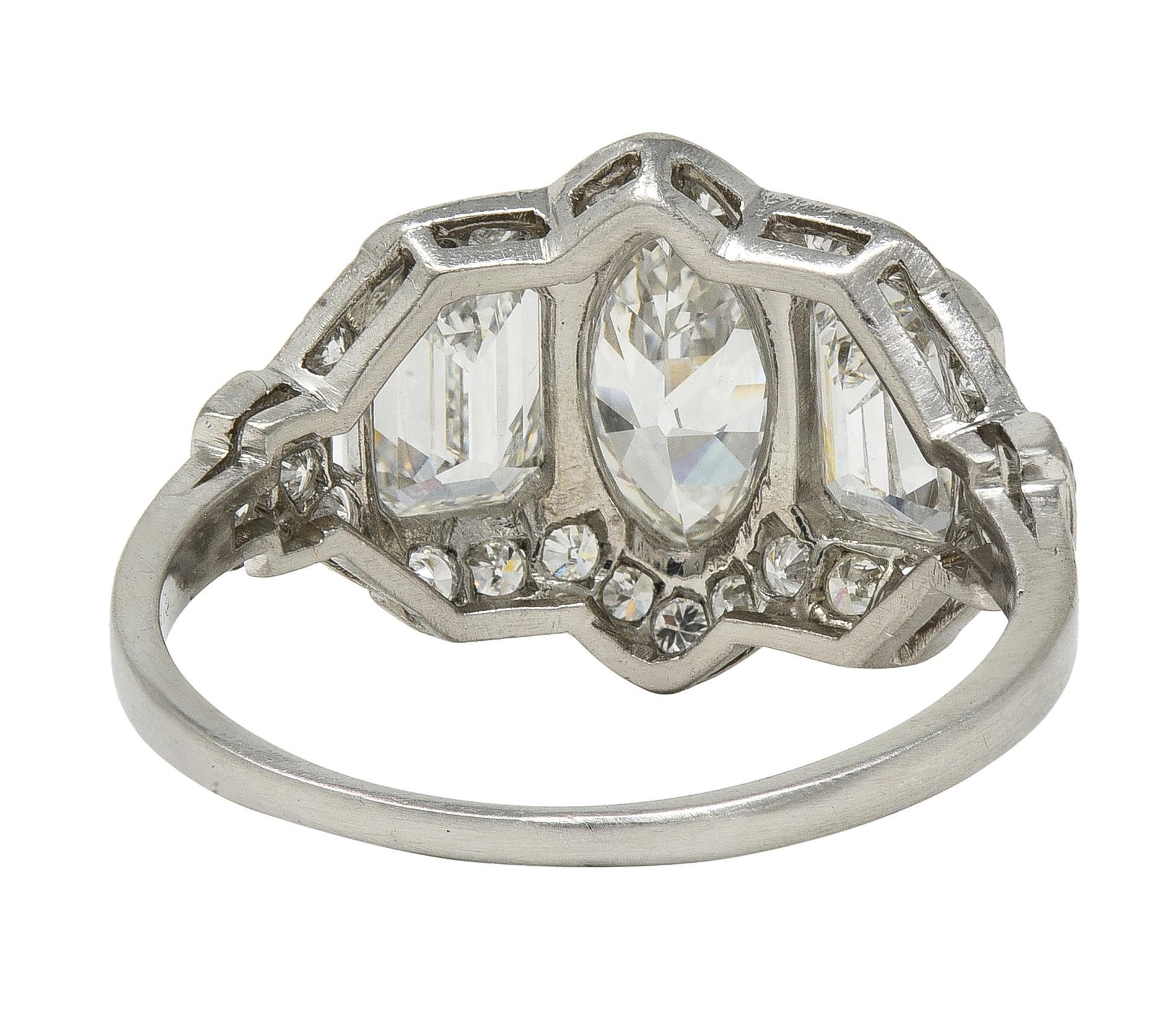 Art Deco 2.87 CTW Marquise Schliff Diamant Platin Vintage Halo Verlobungsring im Zustand „Hervorragend“ im Angebot in Philadelphia, PA