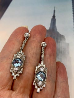 Orecchini Art Deco con diamante da 2,9 TCW e acquamarina da 2,45 TCW in platino e oro bianco