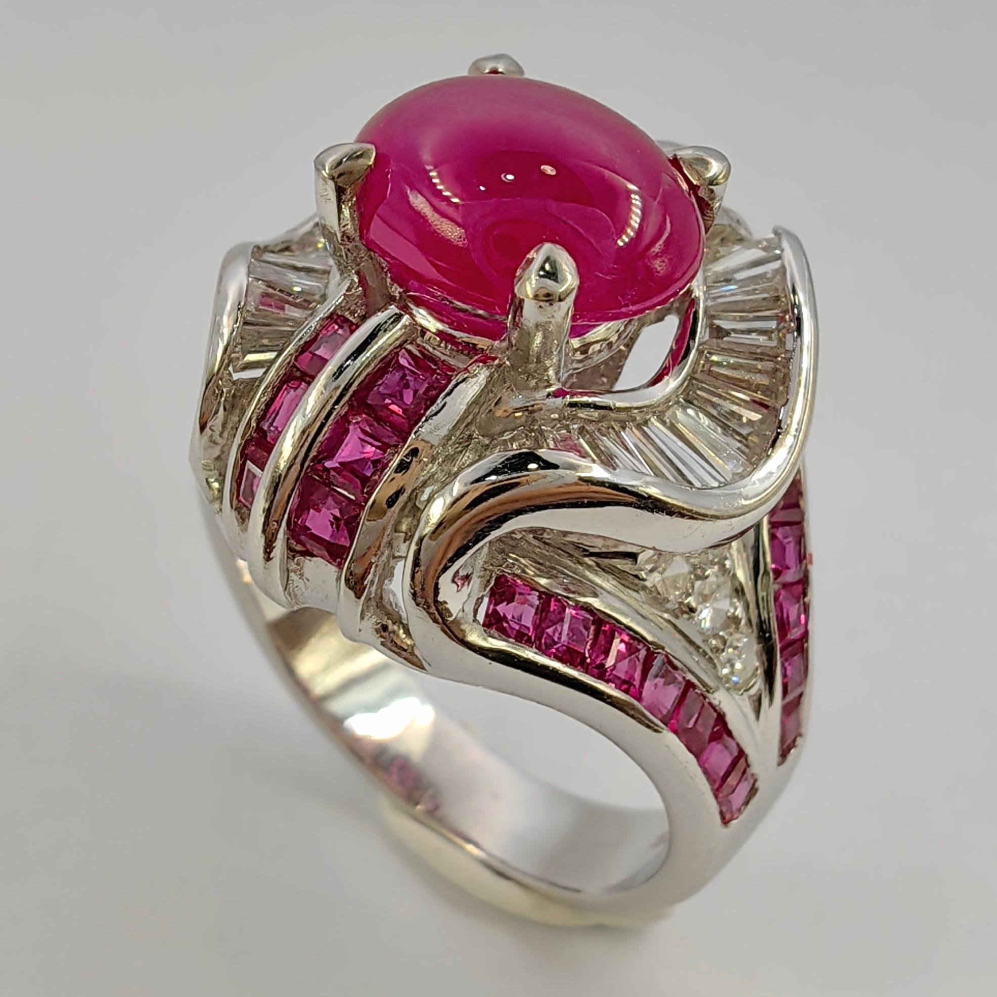 Art Deco 2.91 Carat Cabochon Ruby Diamond Ring in 14K White Gold In New Condition For Sale In Wan Chai District, HK