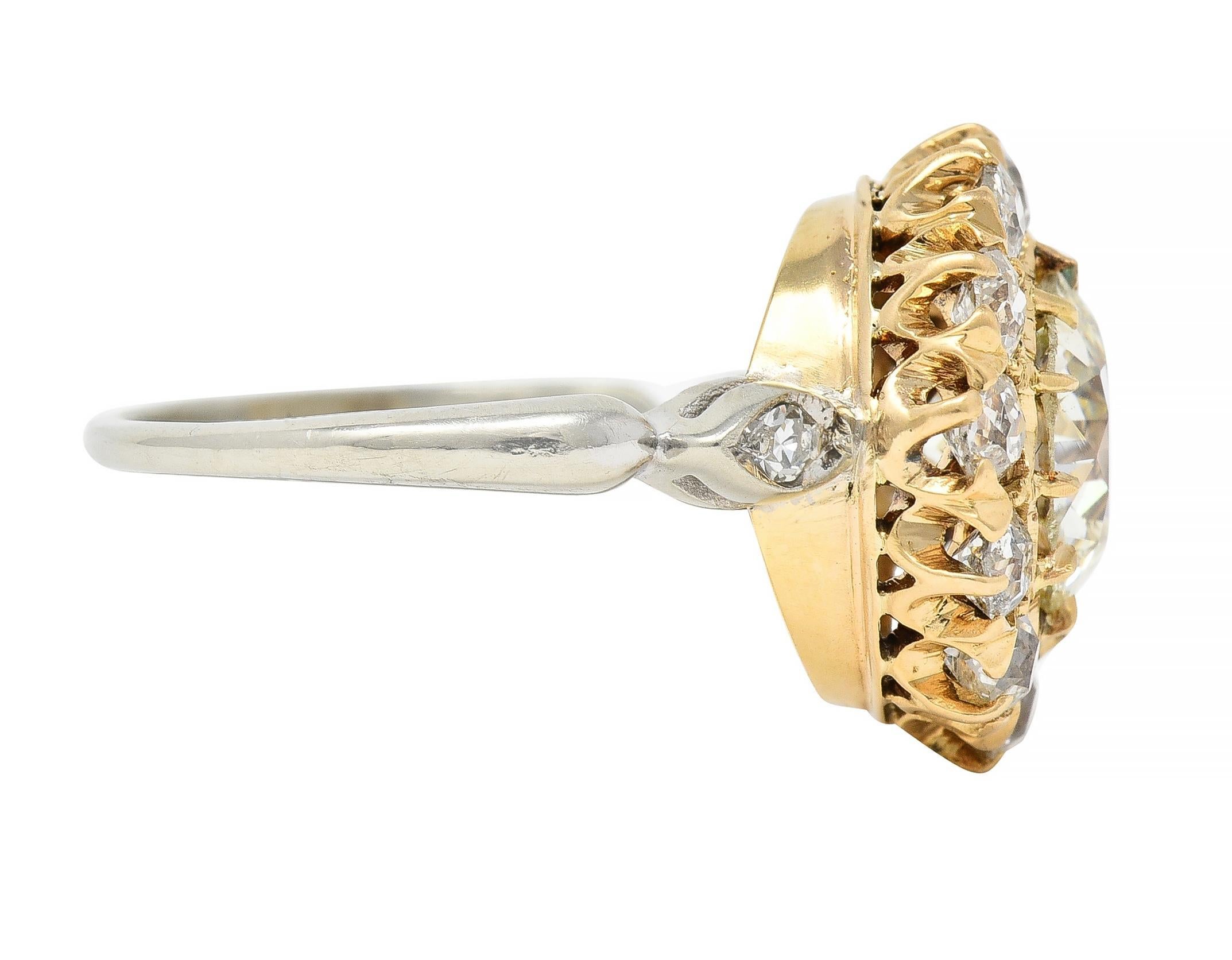 Women's or Men's Art Deco 2.95 CTW Old European Cut Diamond 14 Karat Gold Cluster Ring GIA For Sale