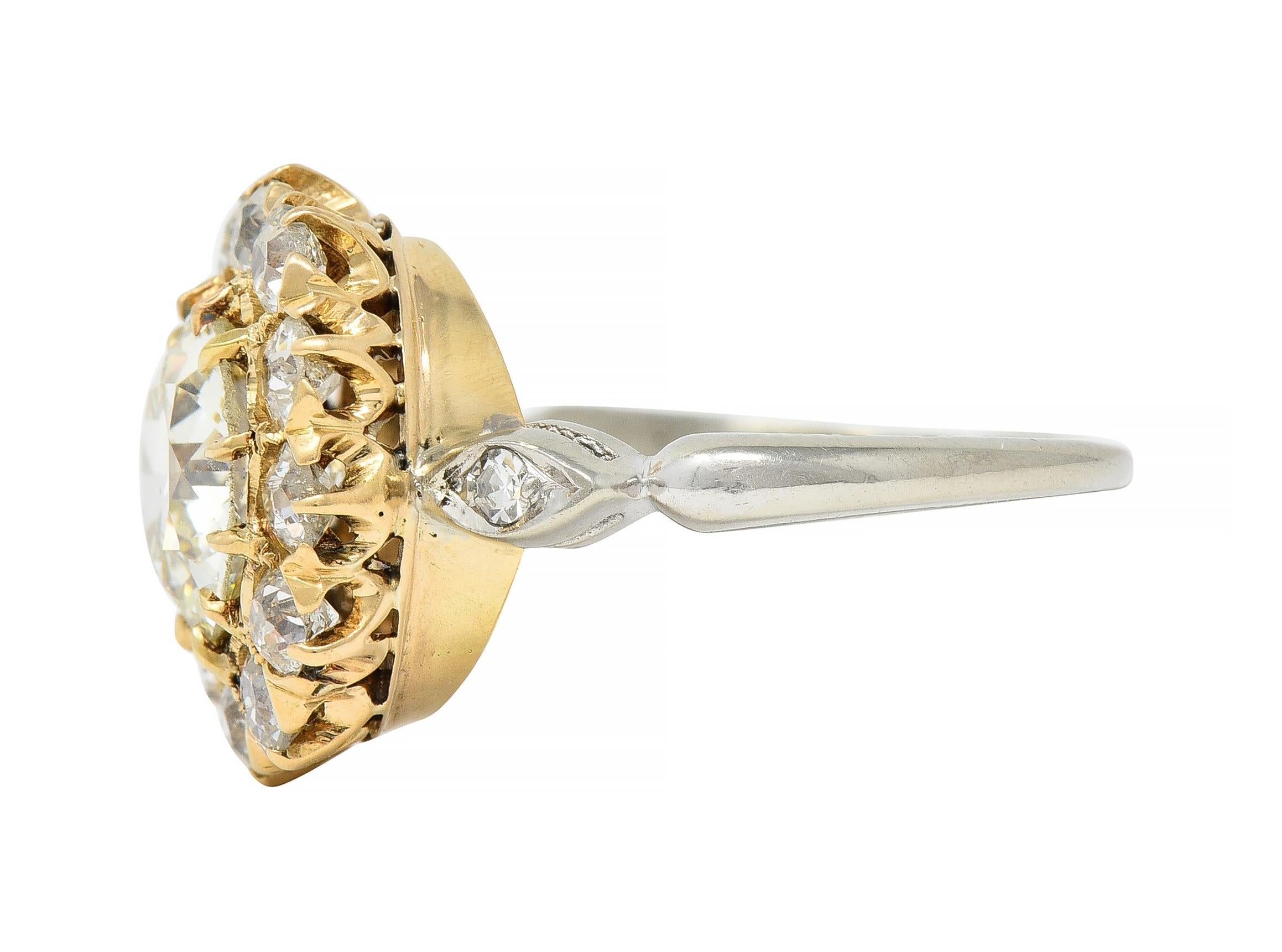 Art Deco 2.95 CTW Old European Cut Diamond 14 Karat Gold Cluster Ring GIA For Sale 2