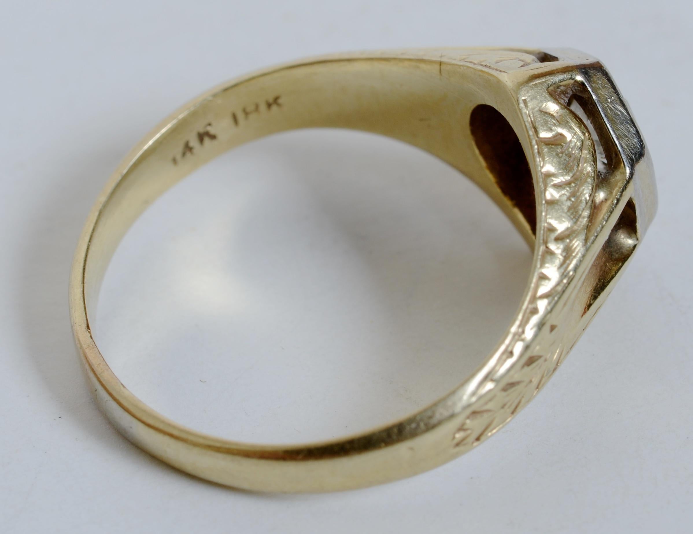 Taglio vecchia miniera Art Deco .375 Carat Old Mine Cut Diamond Solitaire Ring Set in 14/18ct Gold in vendita