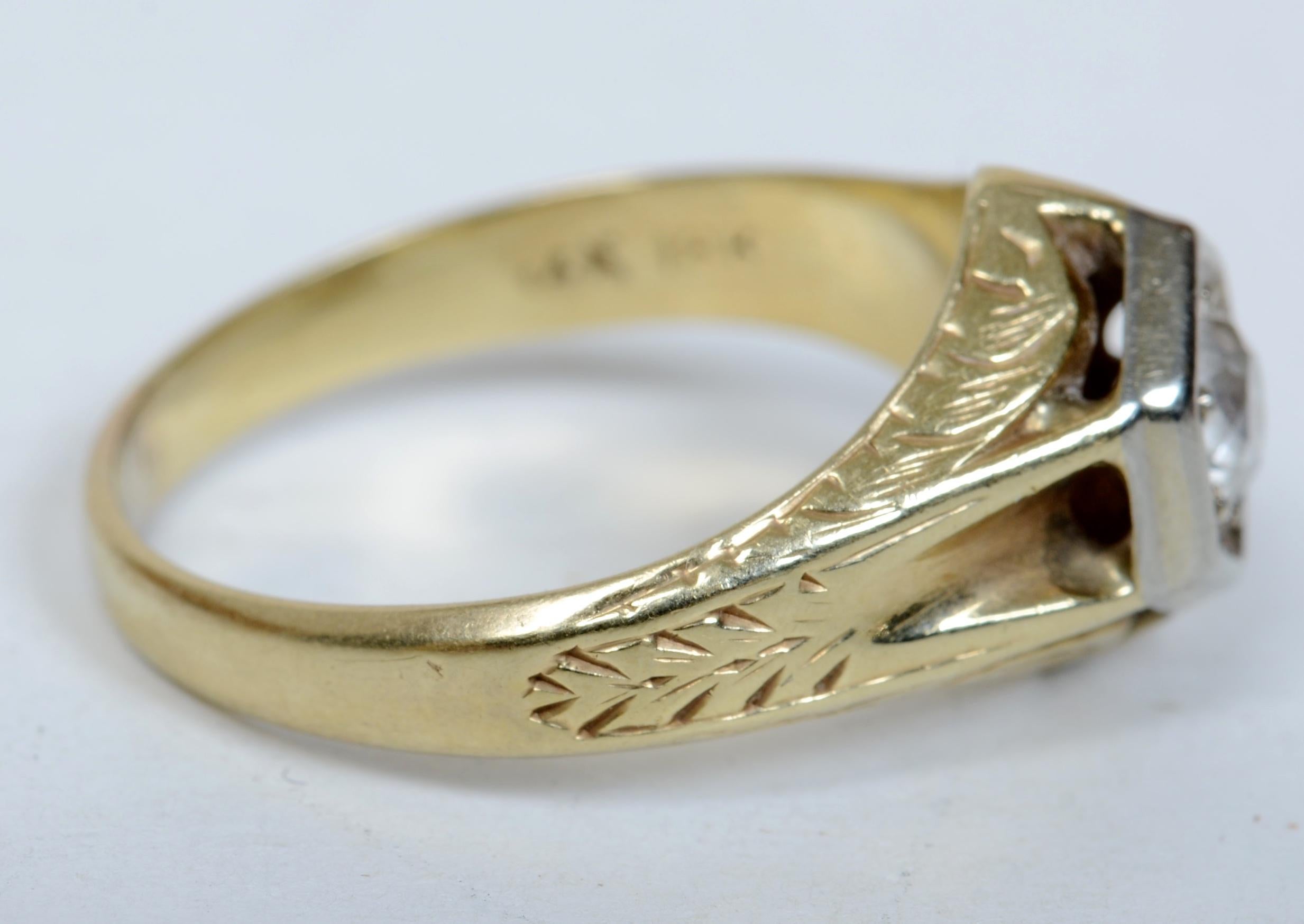 da uomo o donna Art Deco .375 Carat Old Mine Cut Diamond Solitaire Ring Set in 14/18ct Gold in vendita