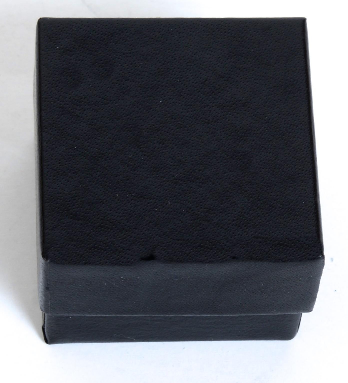 Art Deco .375 Carat Old Mine Cut Diamond Solitaire Ring Set in 14/18ct Gold in vendita 2