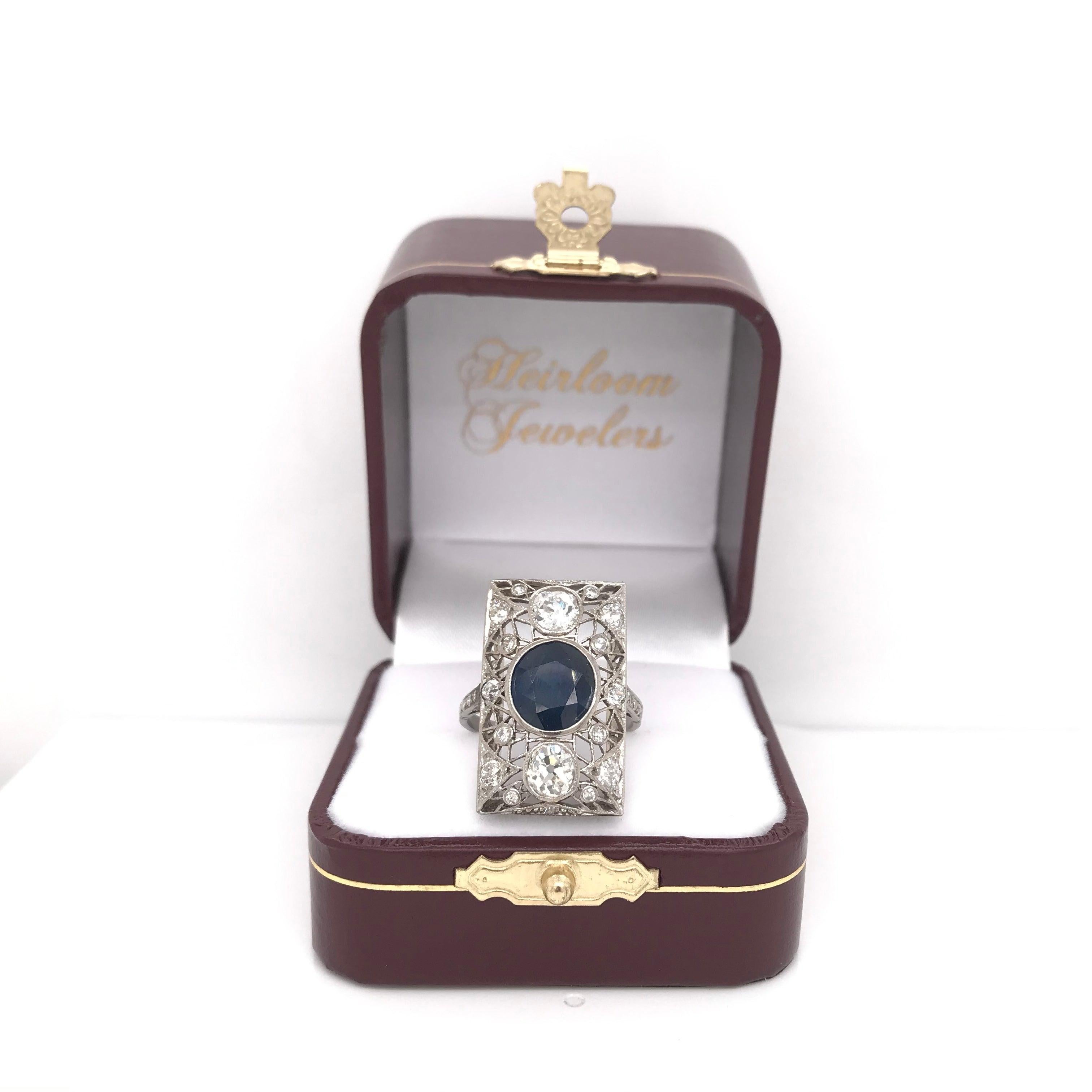 Art Deco 3 Carat Sapphire and Diamond Platinum Filigree Ring For Sale 8