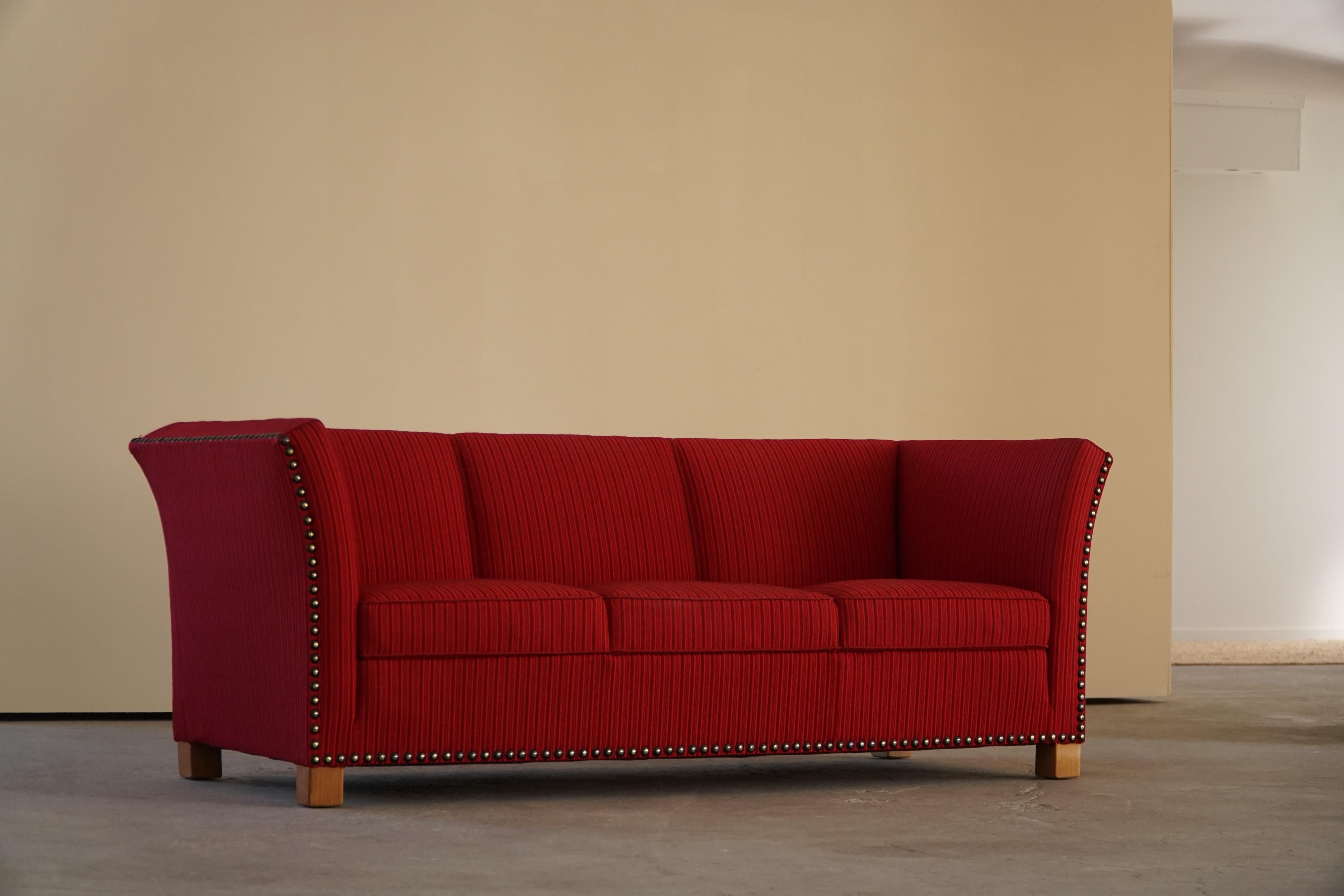 Art Deco 3-Seater Sofa By A Danish Cabinetmaker, Flemming Lassen Style, 1940s For Sale 4