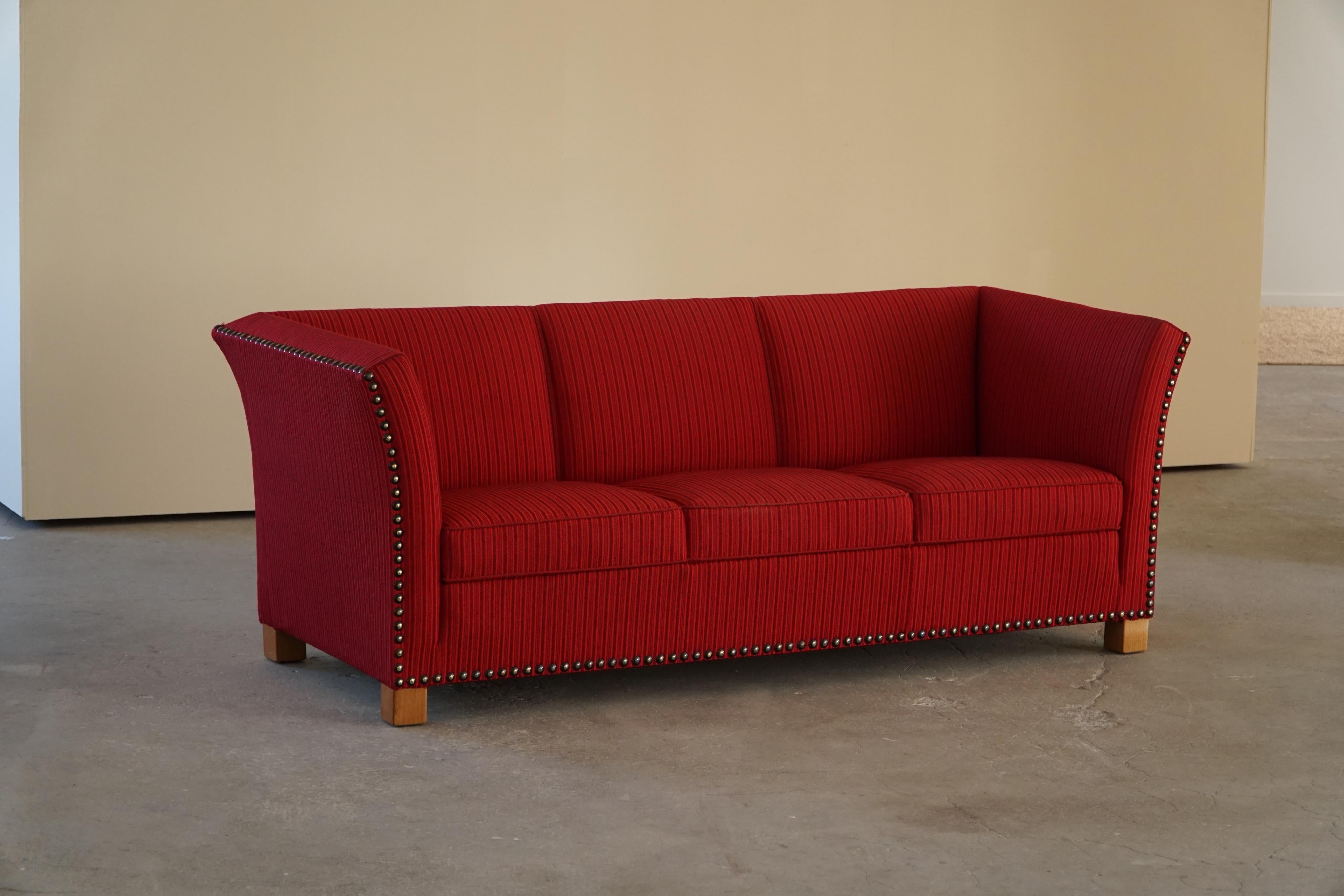 Art Deco 3-Seater Sofa By A Danish Cabinetmaker, Flemming Lassen Style, 1940s For Sale 5