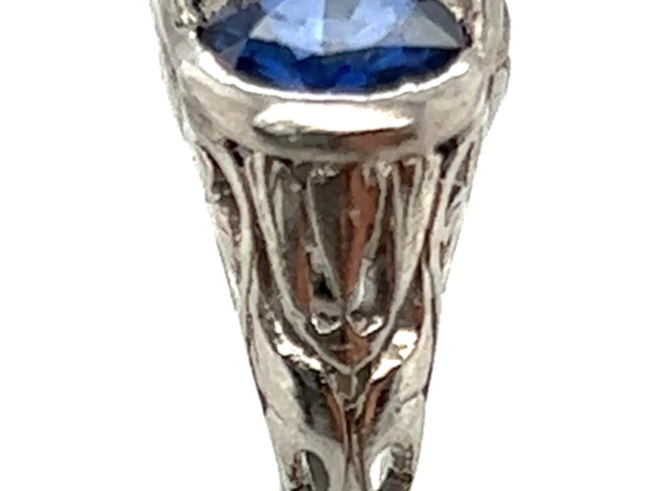 Art Deco 3 Stone Sapphire Ring 3.51 Carat Round Cut Original 1920s Platinum In Excellent Condition For Sale In Dearborn, MI