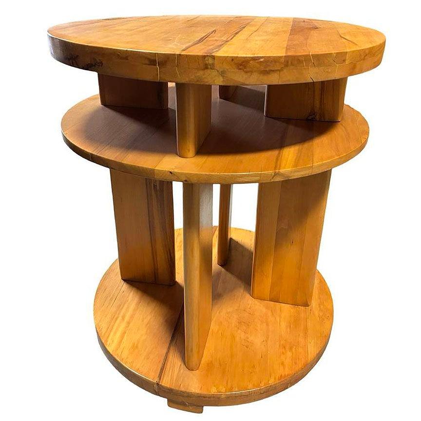Table d'appoint Art Déco à 3 niveaux en noyer Par Gilbert Rohde pour Brown Saltman Excellent état - En vente à Van Nuys, CA