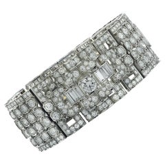 Art Deco 30 Carat Diamond Bangle Bracelet