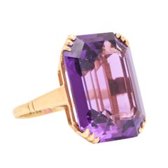 Art Deco 30 Carat Siberian Amethyst Single-Stone Ring