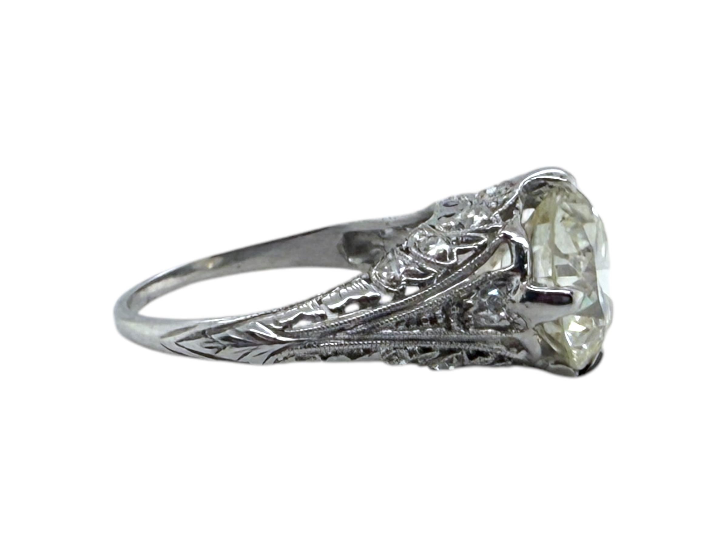 Art Deco 3.01 Carat Old European Cut Diamond Platinum Engagement Ring GIA For Sale 6