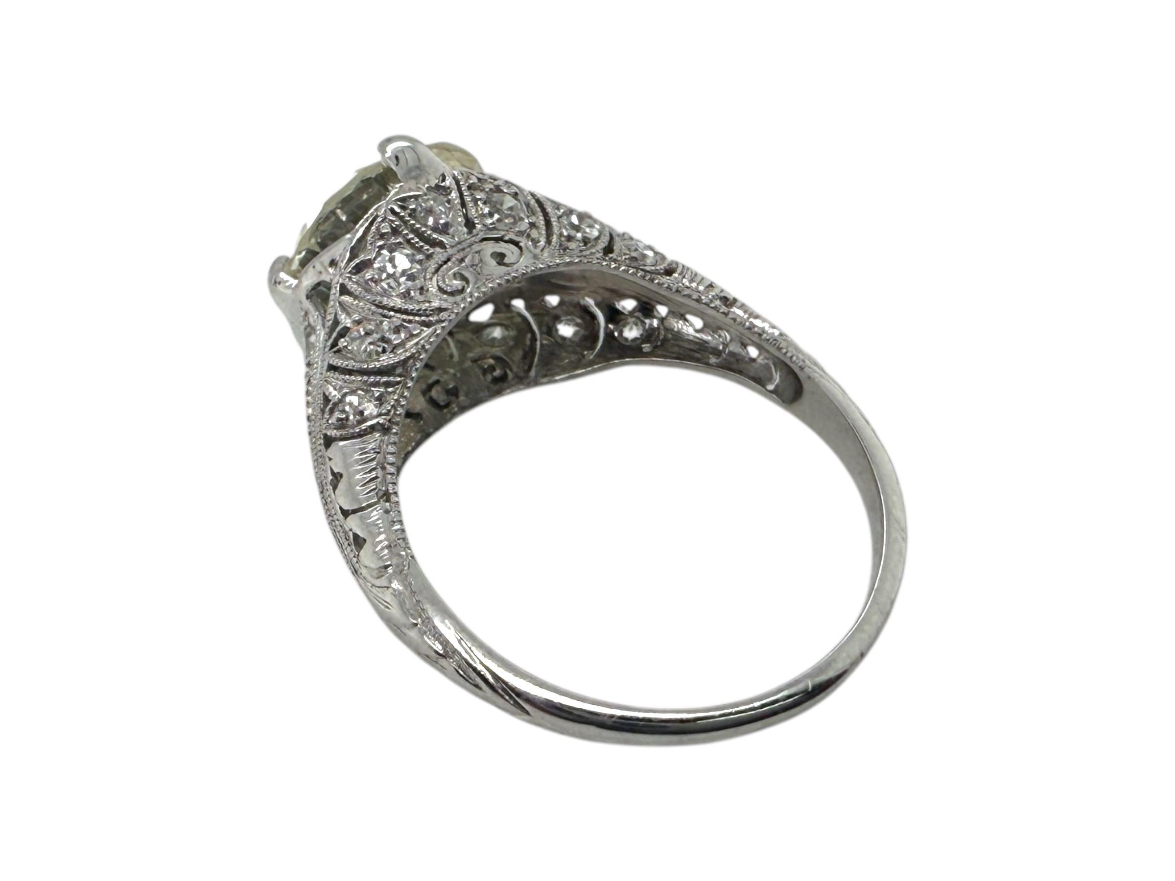 Art Deco 3.01 Carat Old European Cut Diamond Platinum Engagement Ring GIA For Sale 4