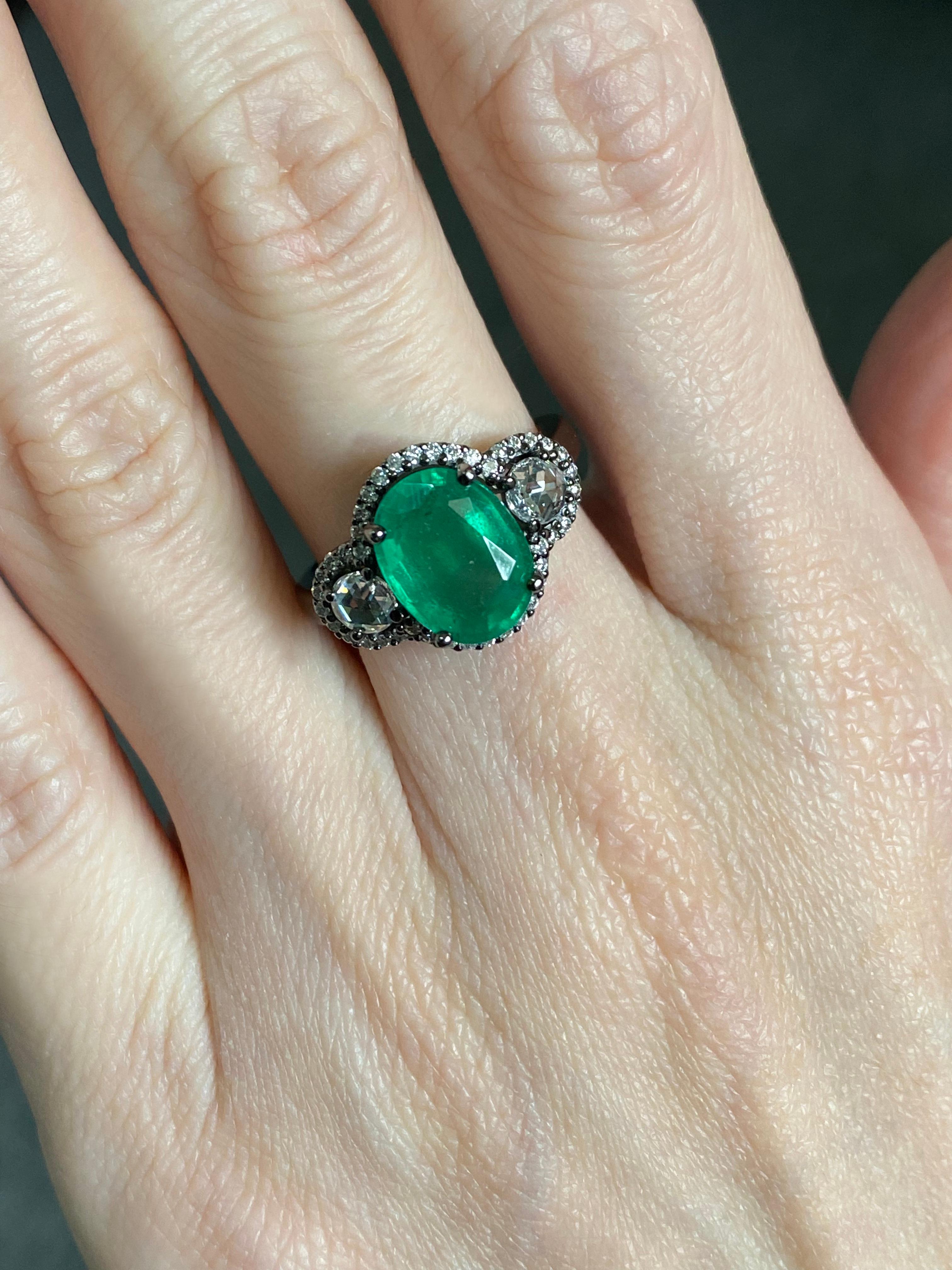 Art Deco 3.01 Carat Zambian Oval Emerald & Diamond Engagement Ring For Sale 3