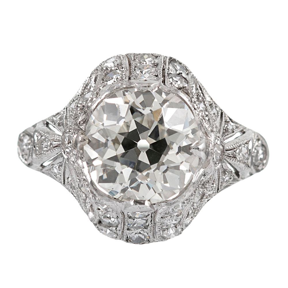 Art Deco 3.03 Carat Center Diamond Ring For Sale