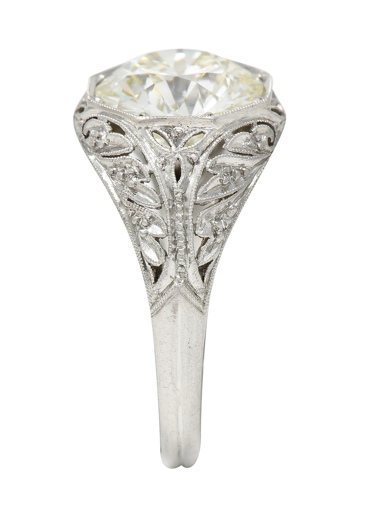 Bague de fiançailles à volutes Art déco en platine avec diamant taille européenne ancienne de 3,03 carats en vente 5