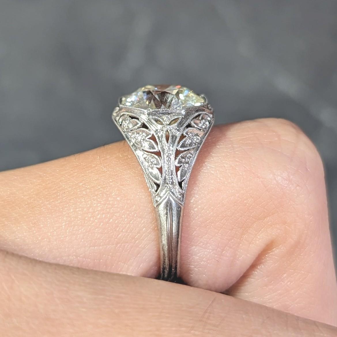 Art Deco 3.03 CTW Old European Cut Diamond Platinum Scrolling Engagement Ring For Sale 8