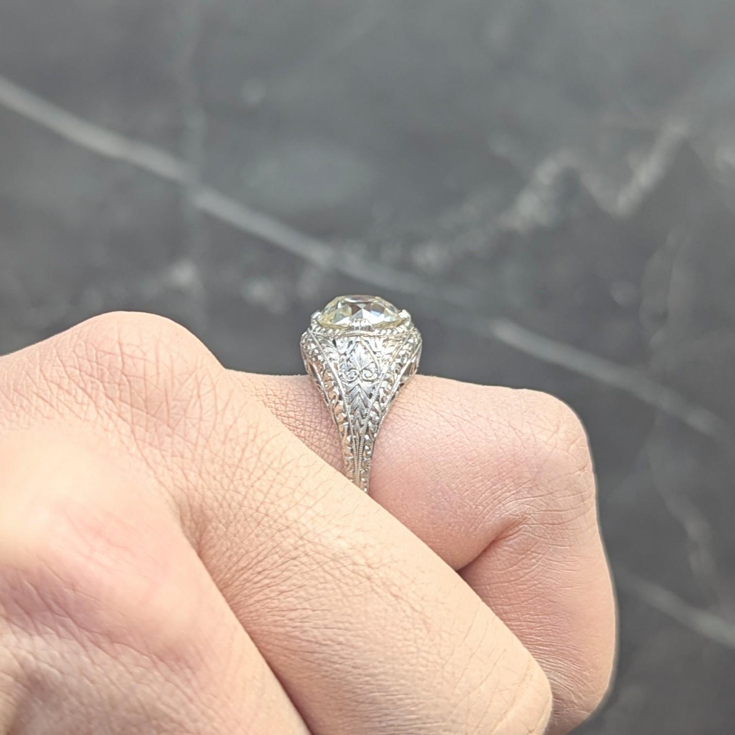 Art Deco 3.07 CTW Old European Diamond Platinum Vintage Foliate Engagement Ring For Sale 7