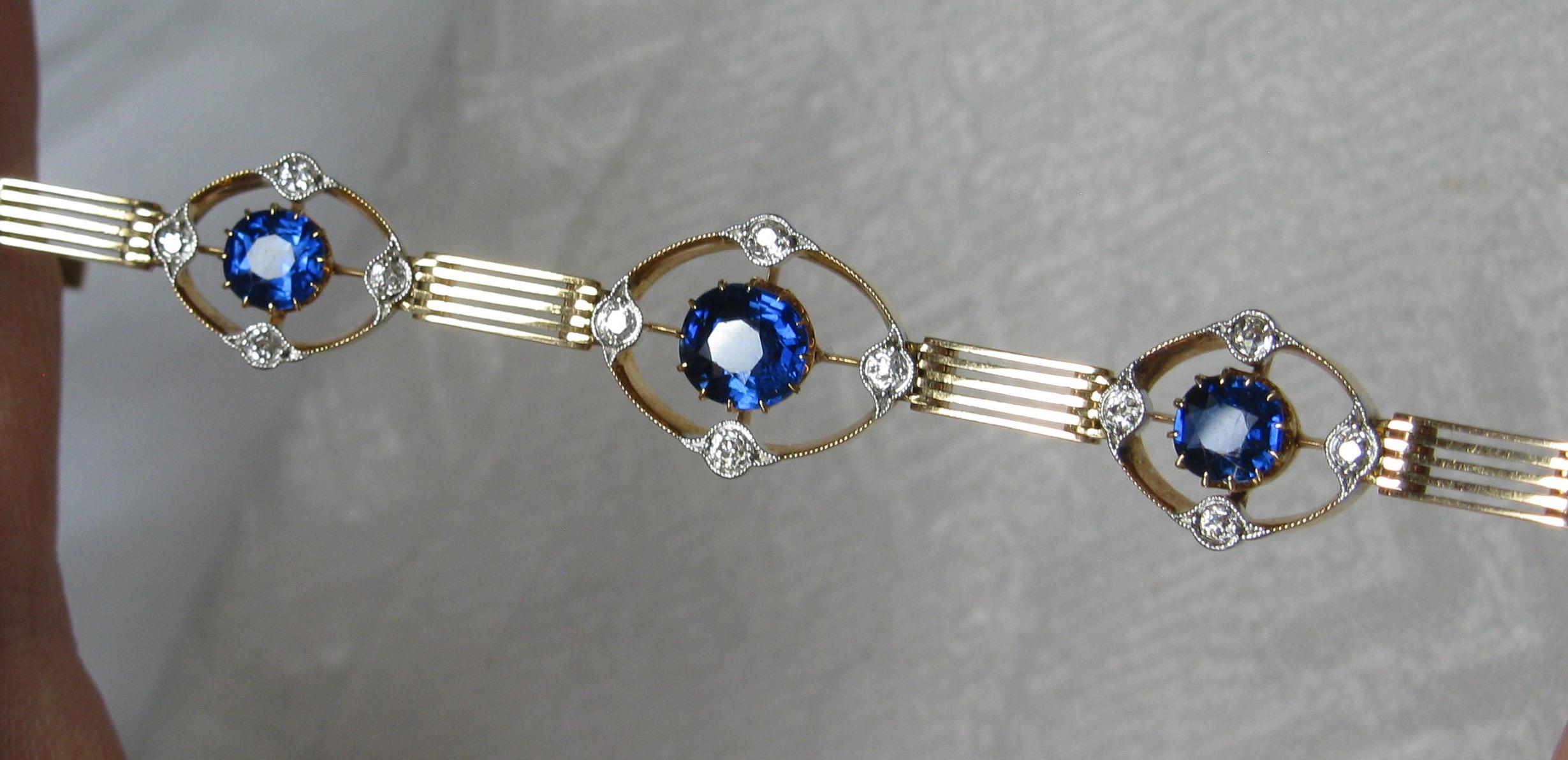 Art Deco 3,1 Karat Saphir-Diamant-Armband 15 Karat Gold Edwardianisch (Art déco) im Angebot