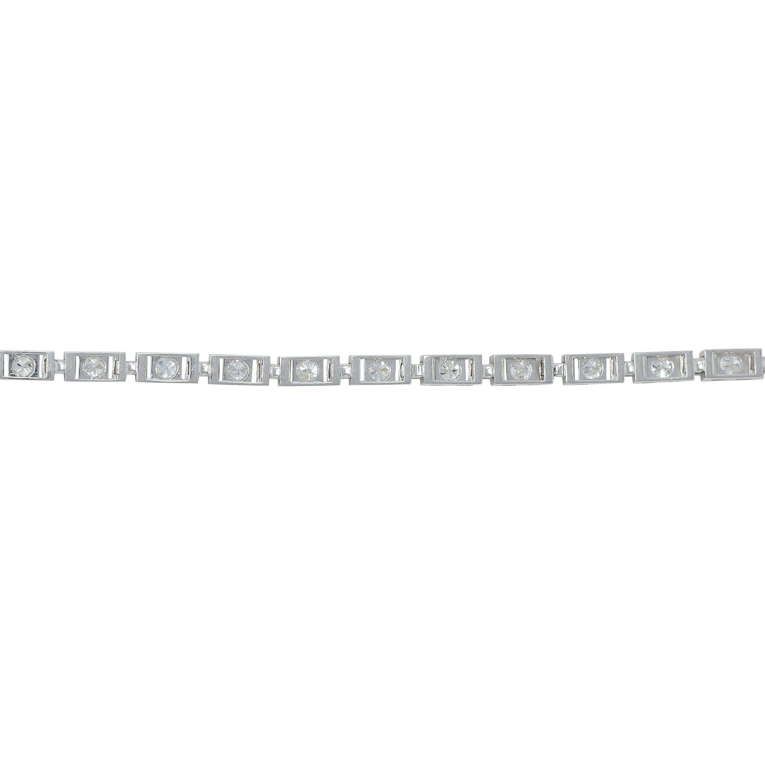 Bracciale Art Line in platino con diamante vecchio taglio europeo da 3,15 CTW in stile Art of Vintage In condizioni ottime in vendita a Philadelphia, PA