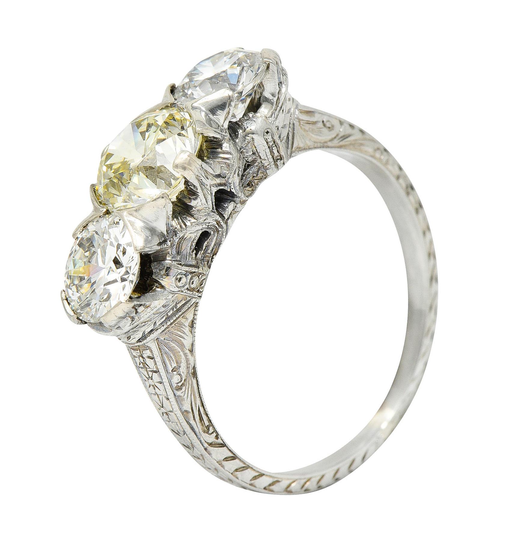 Art Deco 3.20 Carats Diamond & Yellow Diamond 18 Karat Gold Three Stone Ring 5