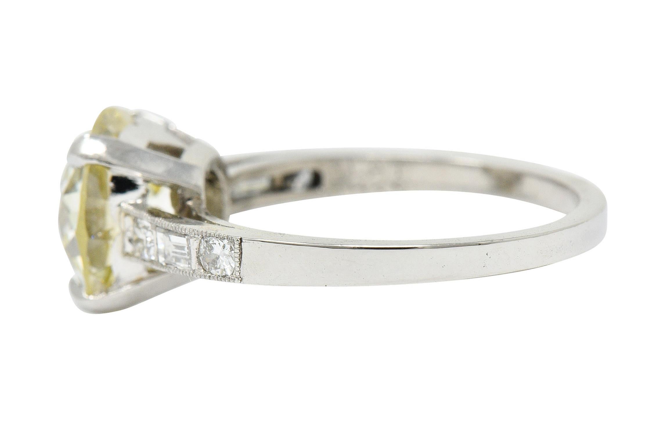 Art Deco 3.20 Carats Old European Diamond Platinum Engagement Ring GIA, 1930's In Excellent Condition In Philadelphia, PA