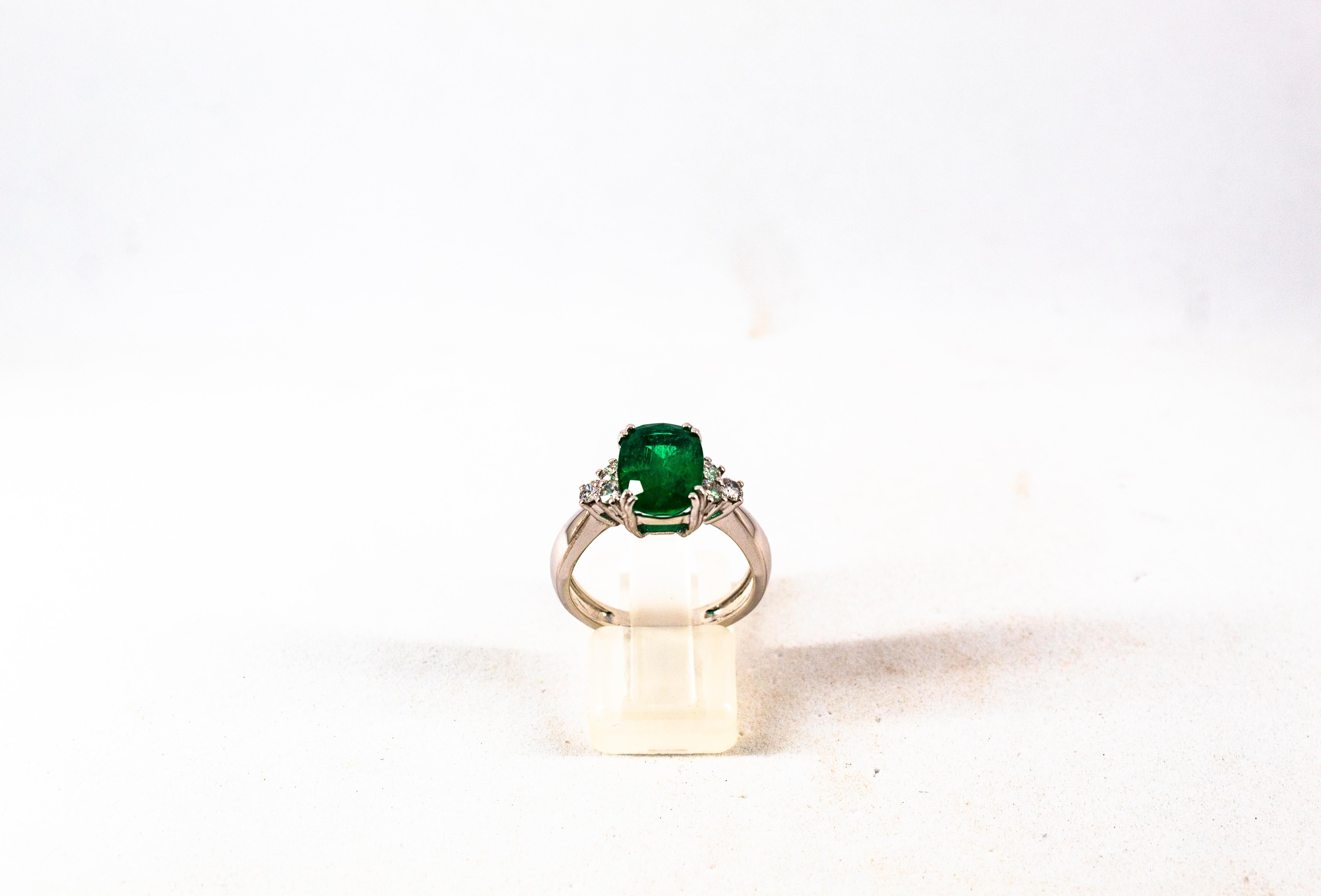 Round Cut Art Deco Style 3.22 Carat Emerald 0.36 Carat Diamond White Gold Cocktail Ring