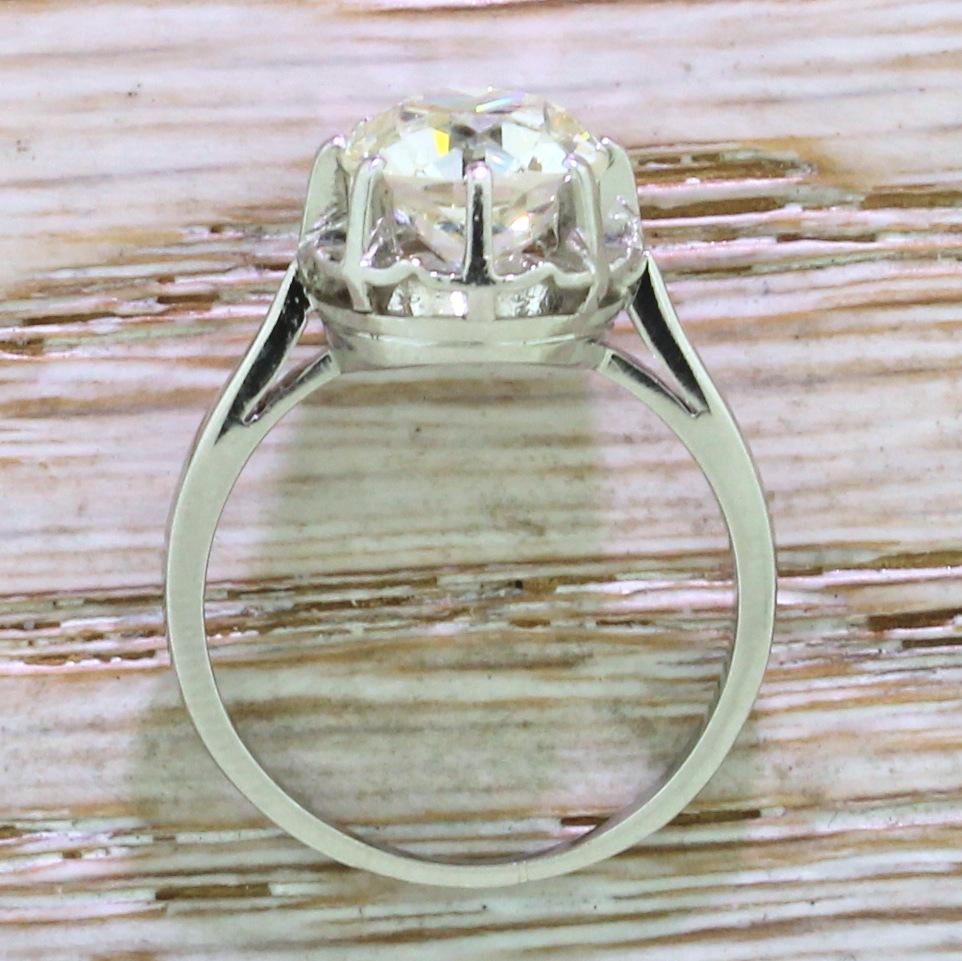 Art Deco 3.22 Carat Old Cut Diamond Platinum Engagement Ring In Good Condition In Essex, GB
