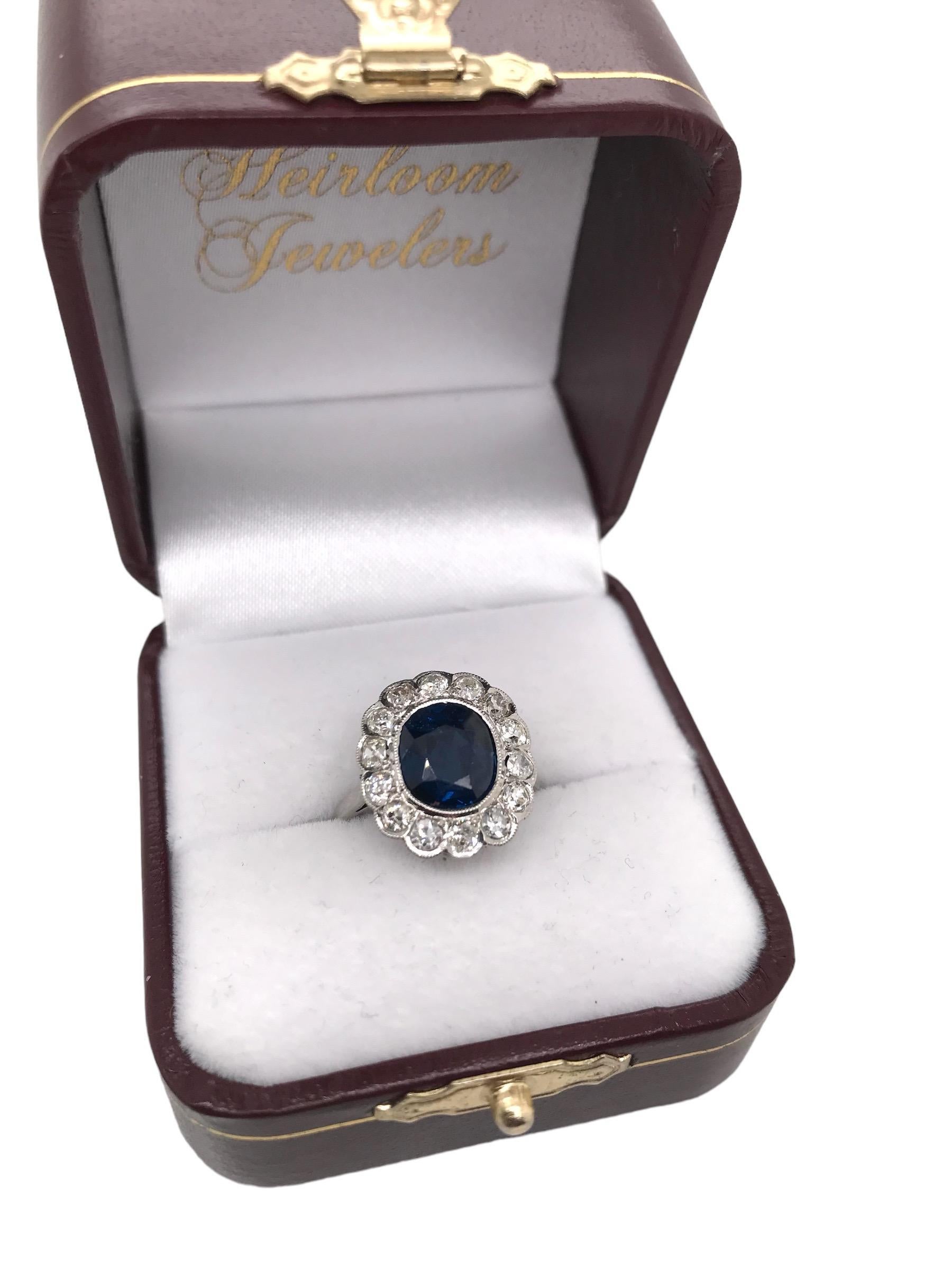 Art Deco 3.25 Carat Sapphire & Diamond Platinum Ring For Sale 6